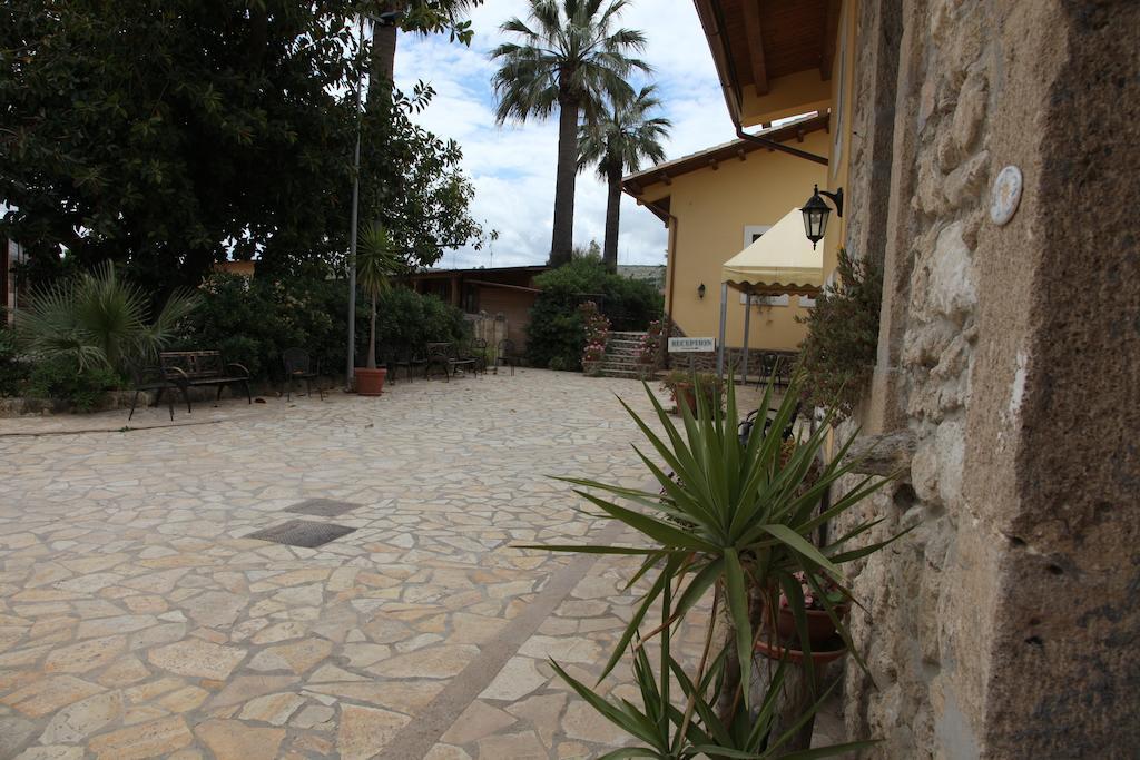 Il Giardino Del Sole Villa Аньоне Бани Екстериор снимка