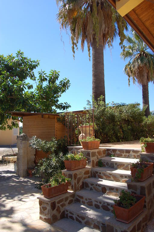 Il Giardino Del Sole Villa Аньоне Бани Екстериор снимка